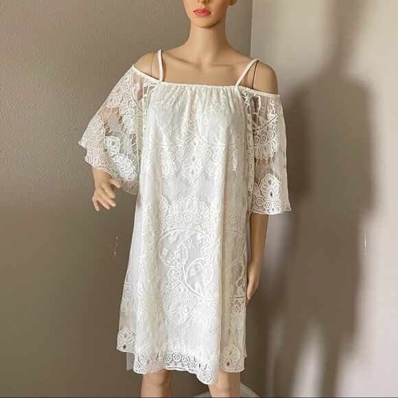 NWT J Gee Ivory Lace BoHo Off The Shoulder Dress Lined Size Small - Picture 1 of 13